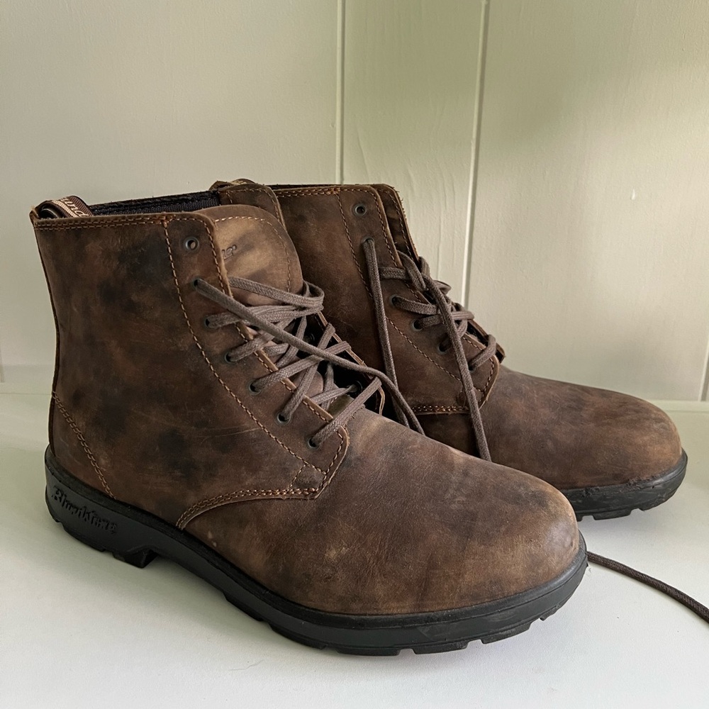 Blundstone lace up boot in rustic brown